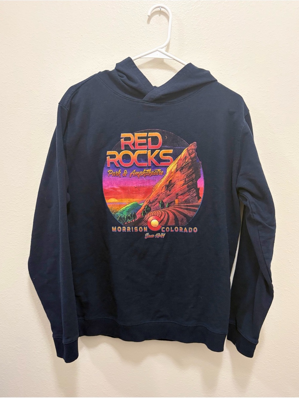 Red Rocks Amphitheater Fleece Graphic Hoodie M Navy Unisex The Duck Co recycled